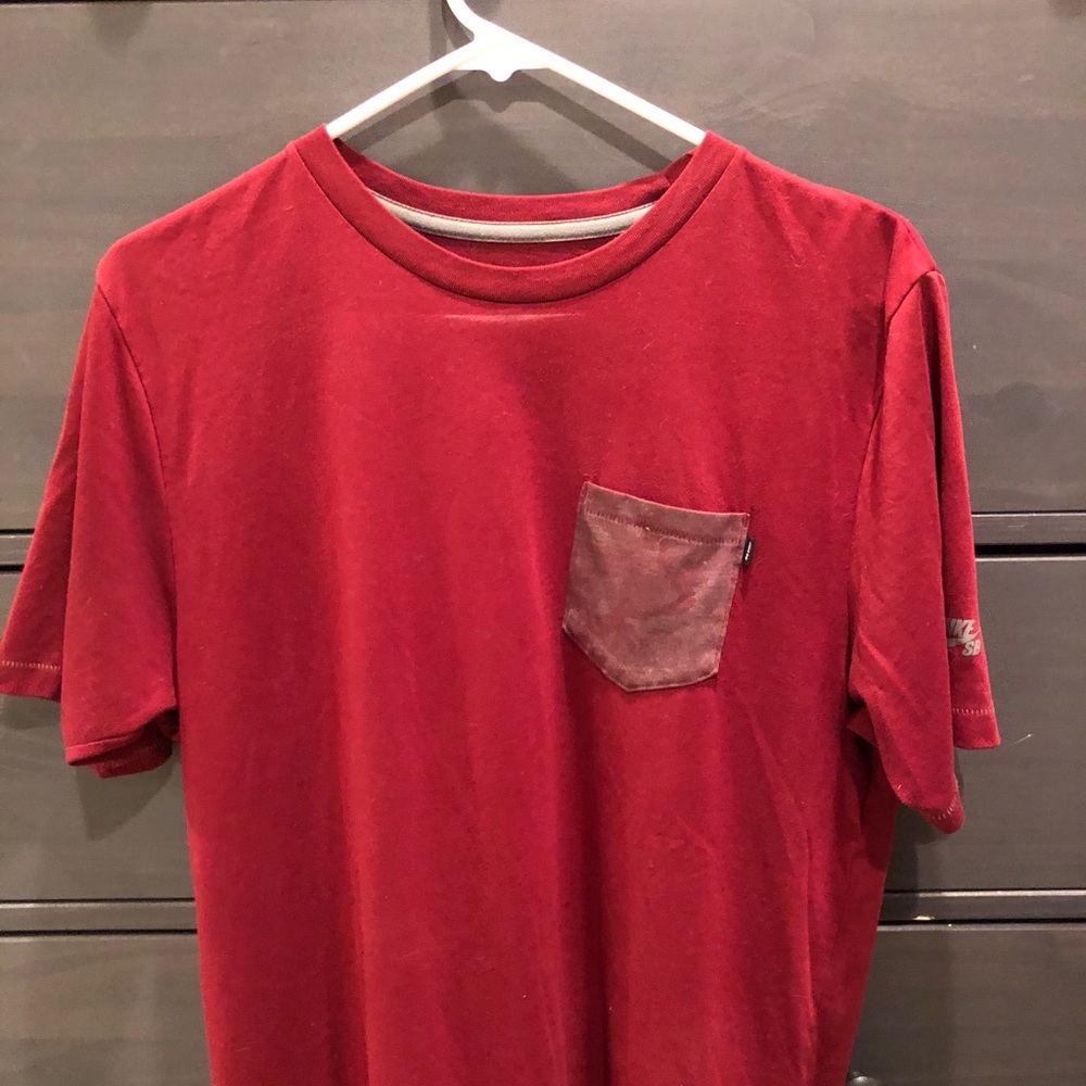 Nike Tee Size M